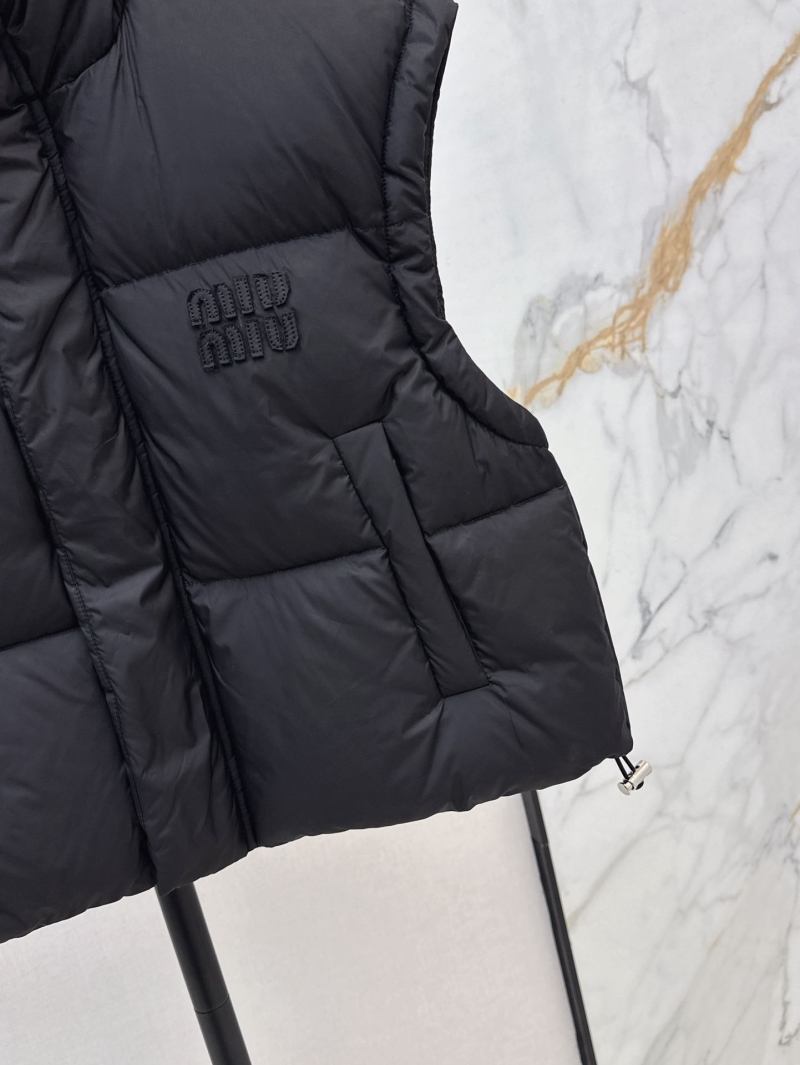 Miu Miu Gilet